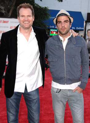 Jack Coleman and Zachary Quinto at event of Ieskokit Gudruzio! (2008)