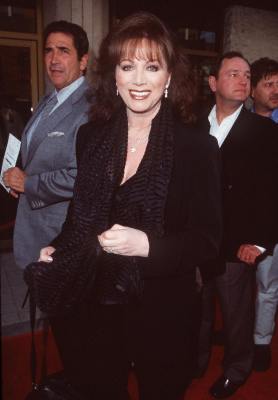 Jackie Collins at event of Trumeno sou (1998)