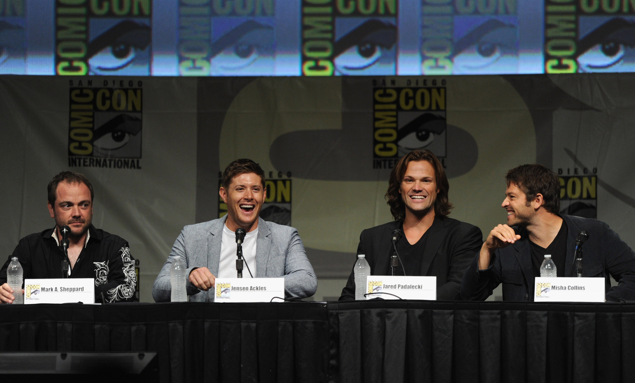 Jensen Ackles, Misha Collins, Jared Padalecki and Mark Sheppard at event of Supernatural (2005)