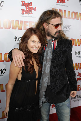 Scout Taylor-Compton and Rob Zombie at event of Halloween (2007)