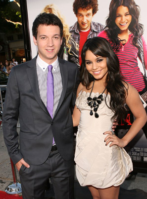 Gaelan Connell and Vanessa Hudgens at event of Bandslam (2009)