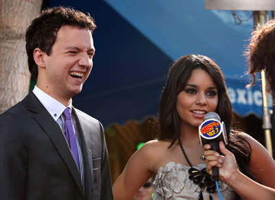 Gaelan Connell and Vanessa Hudgens at event of Bandslam (2009)