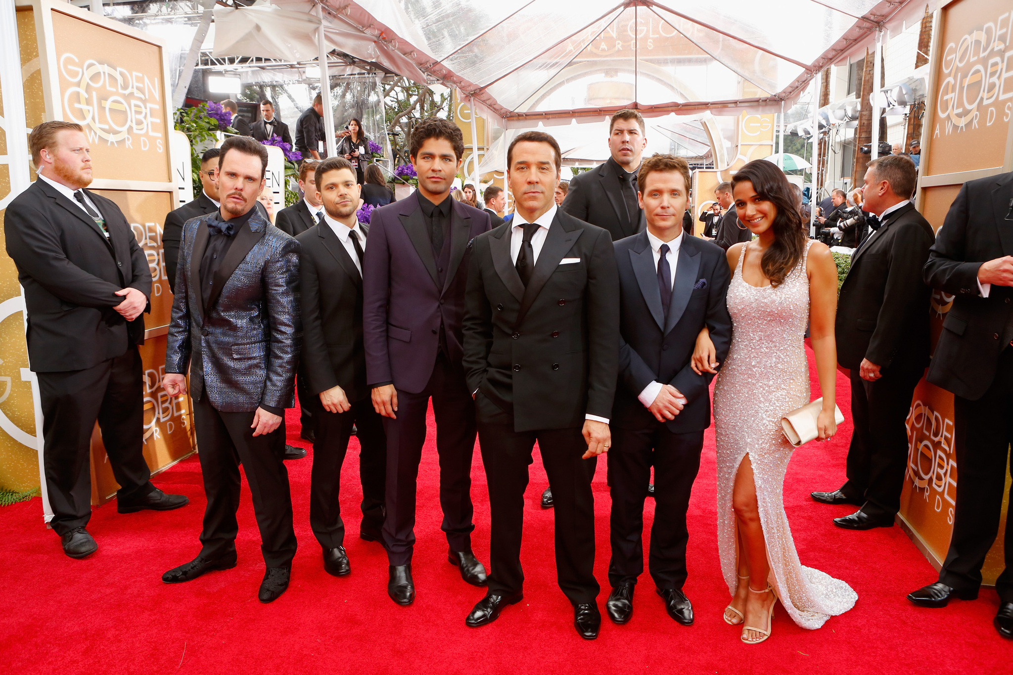 Kevin Dillon, Emmanuelle Chriqui, Adrian Grenier, Jeremy Piven, Kevin Connolly and Jerry Ferrara at event of 72nd Golden Globe Awards (2015)