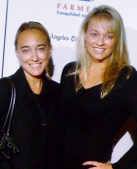 Christine Conradt (right) with sister Jennifer James on the red carpet of 