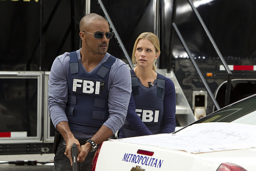 Still of Shemar Moore and A.J. Cook in Nusikalstami protai (2005)