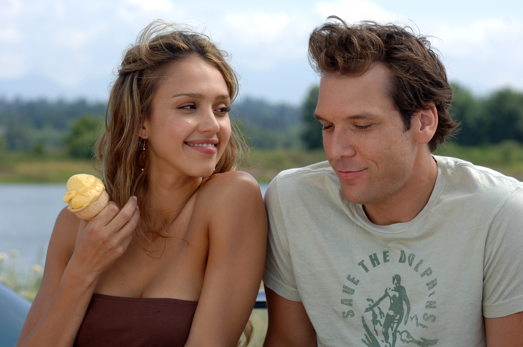 Still of Jessica Alba and Dane Cook in Good Luck Chuck (2007)