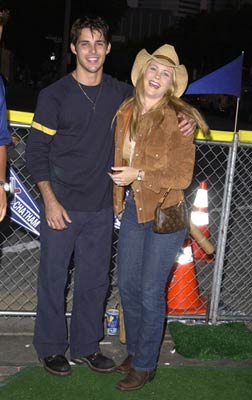Jason Cook and Alison Sweeney at event of Summer Catch (2001)