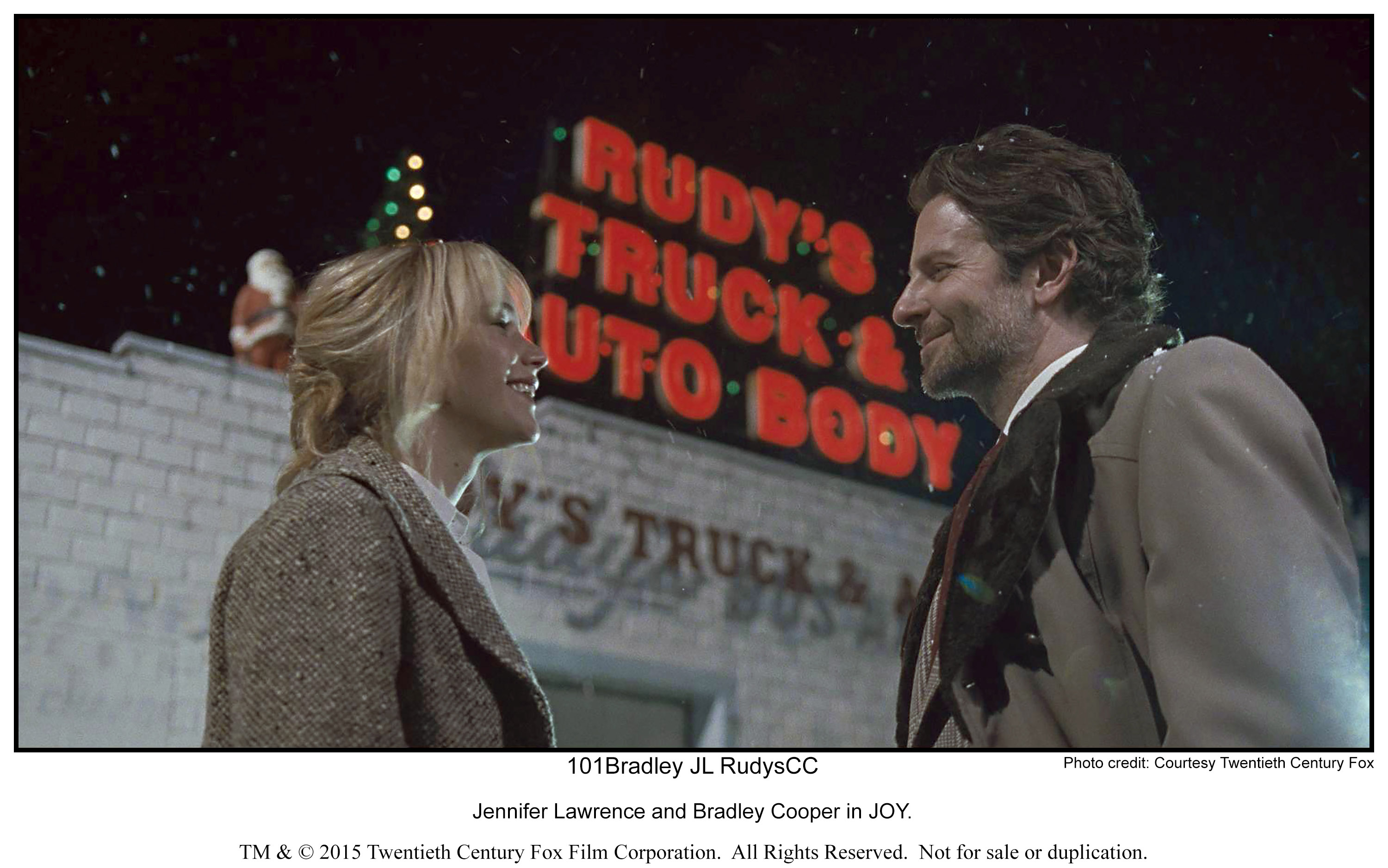 Still of Bradley Cooper and Jennifer Lawrence in Joy (2015)