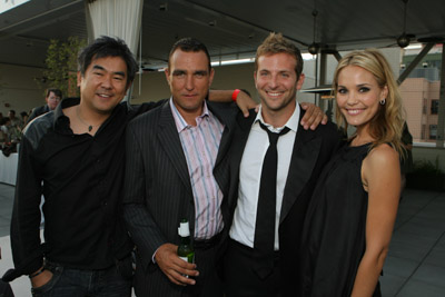 Leslie Bibb, Vinnie Jones, Bradley Cooper and Ryûhei Kitamura at event of The Midnight Meat Train (2008)