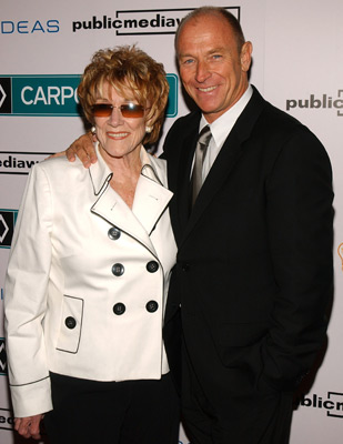 Corbin Bernsen and Jeanne Cooper at event of Carpool Guy (2005)