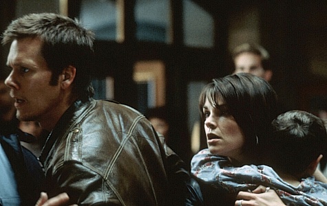 Still of Kevin Bacon, Kathryn Erbe and Zachary David Cope in Stir of Echoes (1999)
