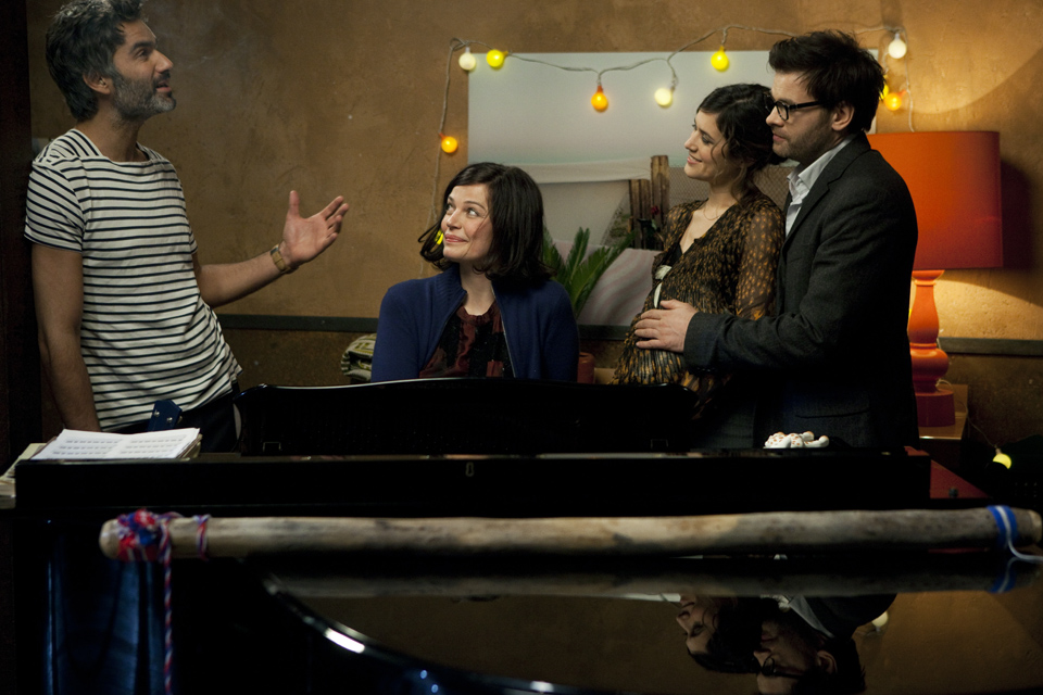 Olivia Bonamy, Clovis Cornillac, Marianne Denicourt and François Vincentelli in Une folle envie (2011)