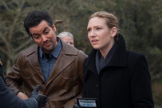 Still of Kevin Corrigan and Anna Torv in Ties riba (2008)