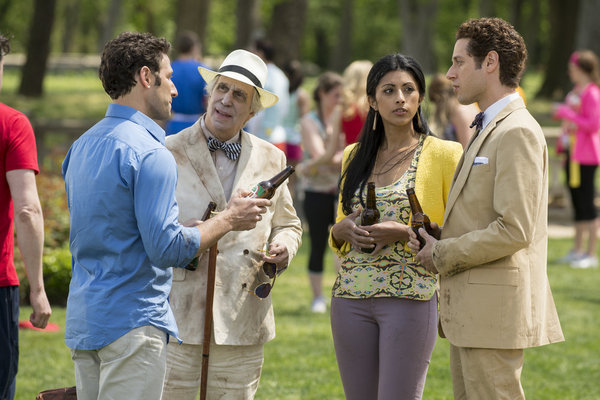 Still of Henry Winkler, Paulo Costanzo, Mark Feuerstein and Reshma Shetty in Royal Pains (2009)