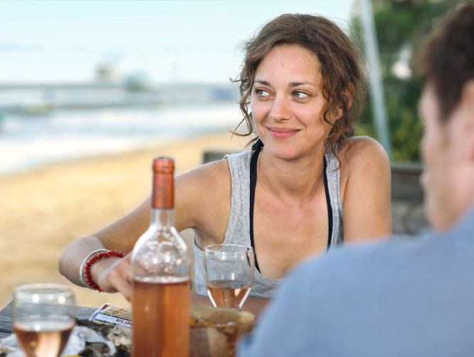 Still of Marion Cotillard in Les petits mouchoirs (2010)