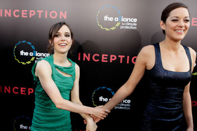 Marion Cotillard and Ellen Page at event of Pradzia (2010)