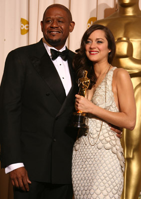 Forest Whitaker and Marion Cotillard at event of The 80th Annual Academy Awards (2008)