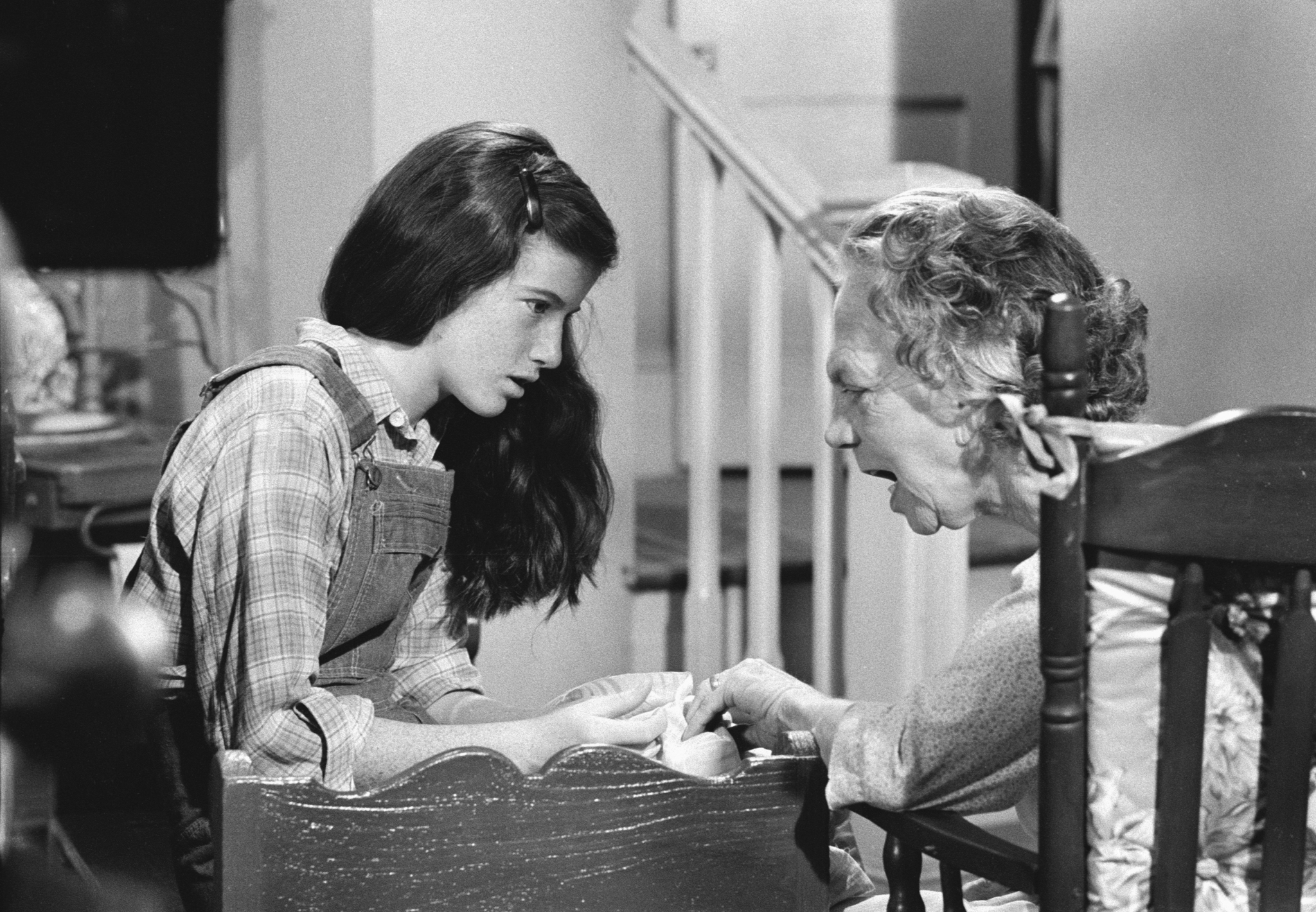 Still of Ellen Corby and Kami Cotler in The Waltons (1971)