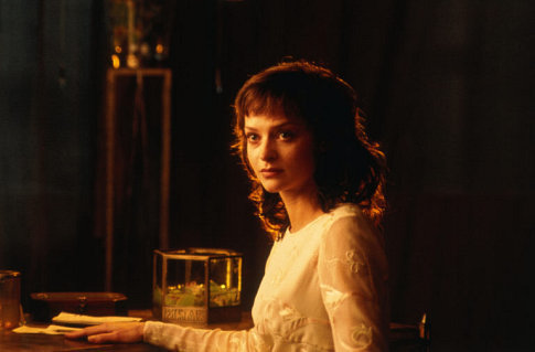 Still of Julie Cox in Children of Dune (2003)