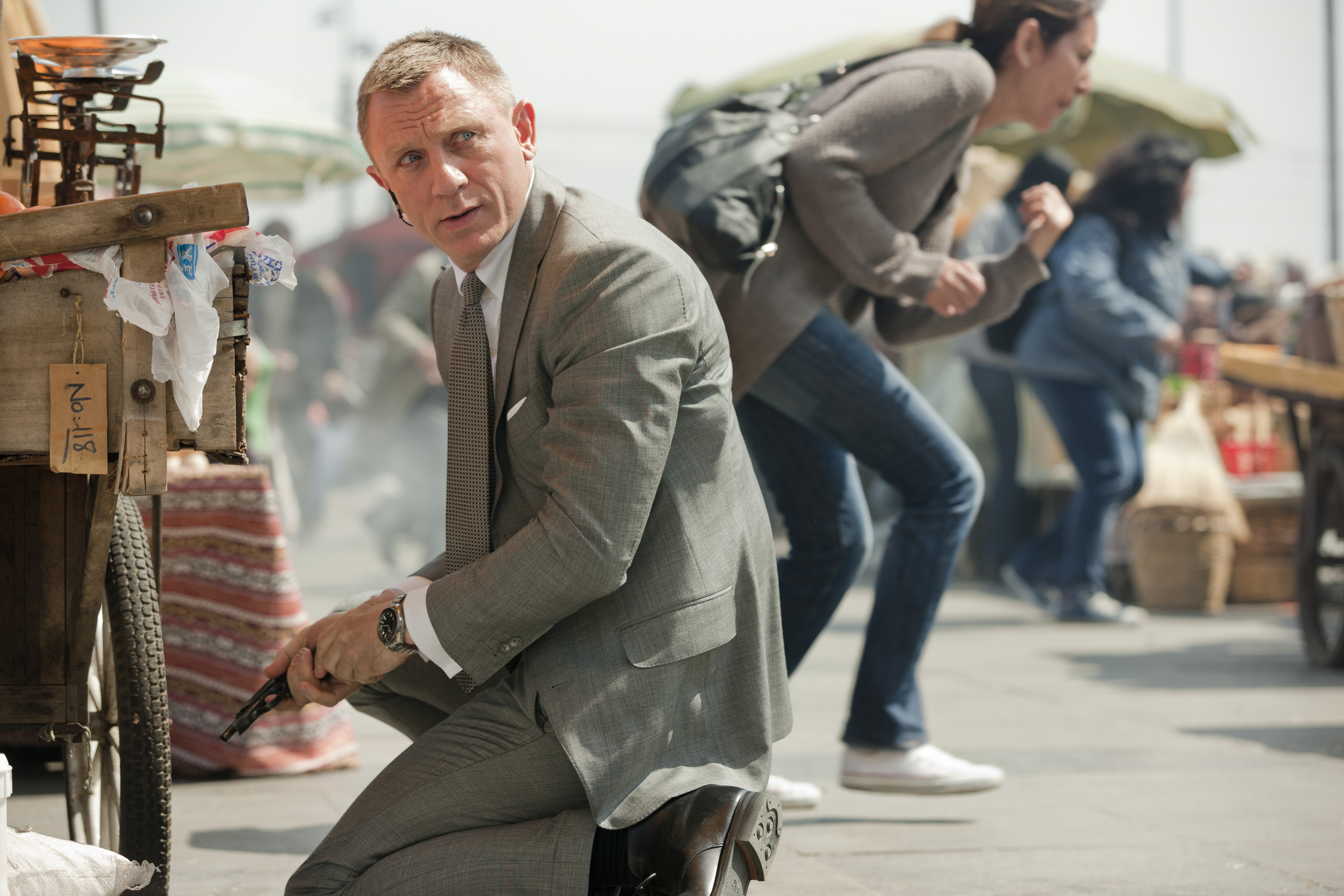 Still of Daniel Craig in Operacija Skyfall (2012)