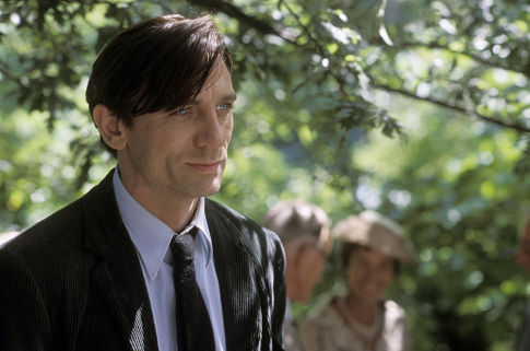 Still of Daniel Craig in Sylvia (2003)
