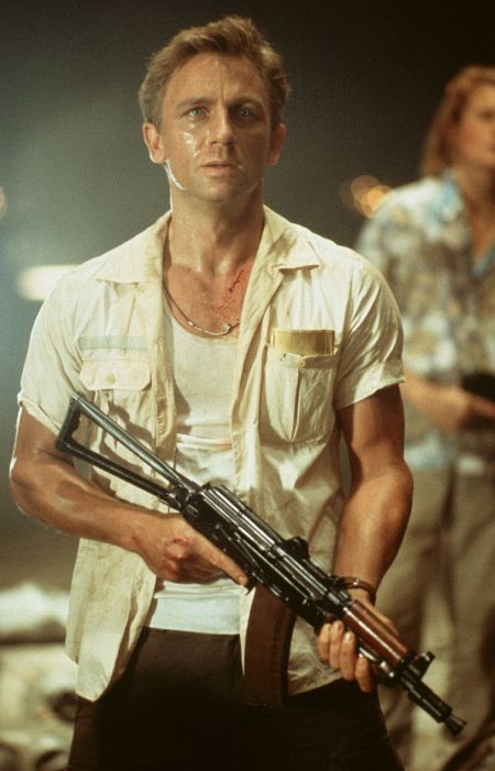 Still of Daniel Craig in Lara Croft: Tomb Raider (2001)