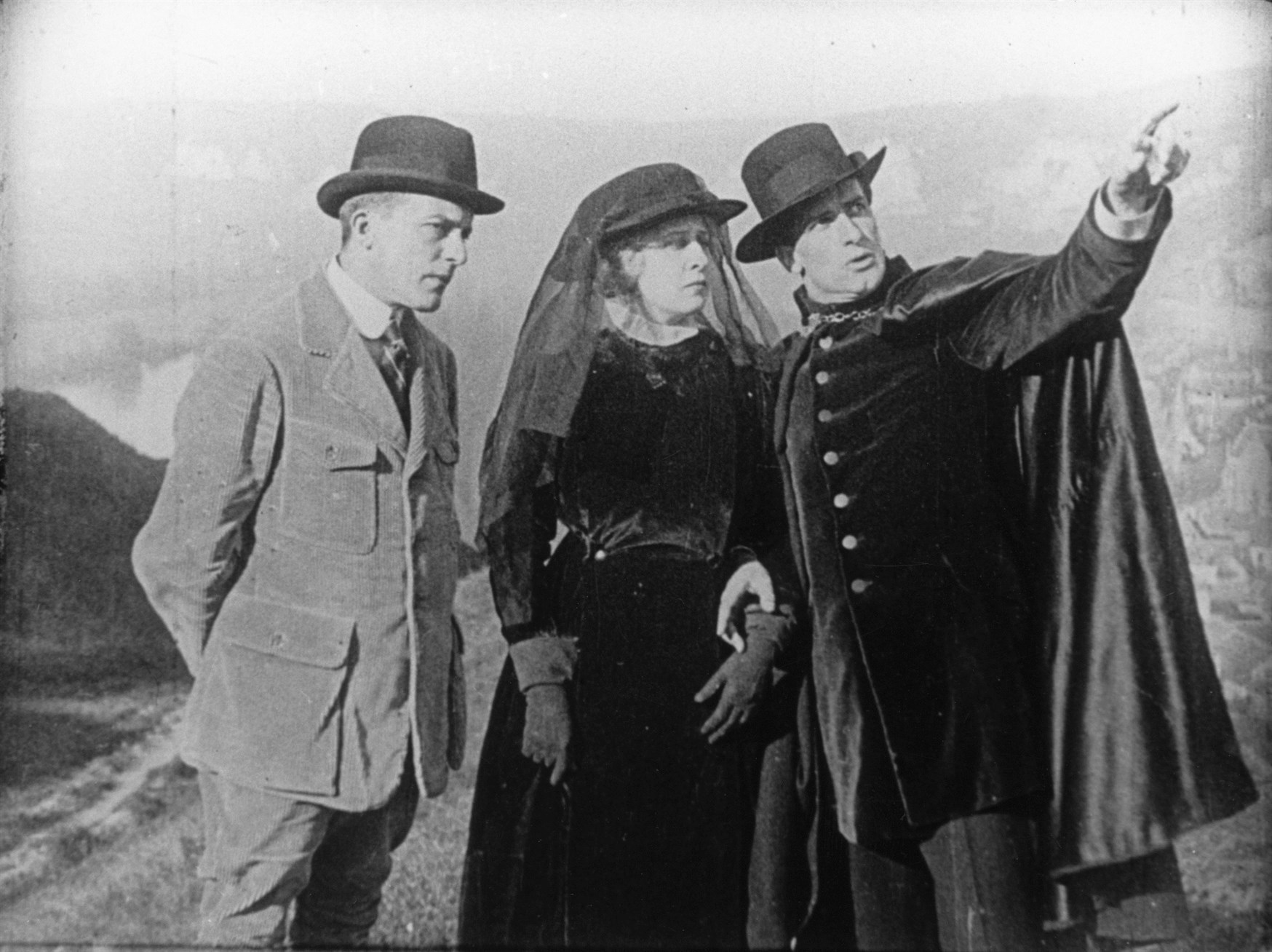 René Cresté, Yvonne Dario and Louis Feuillade