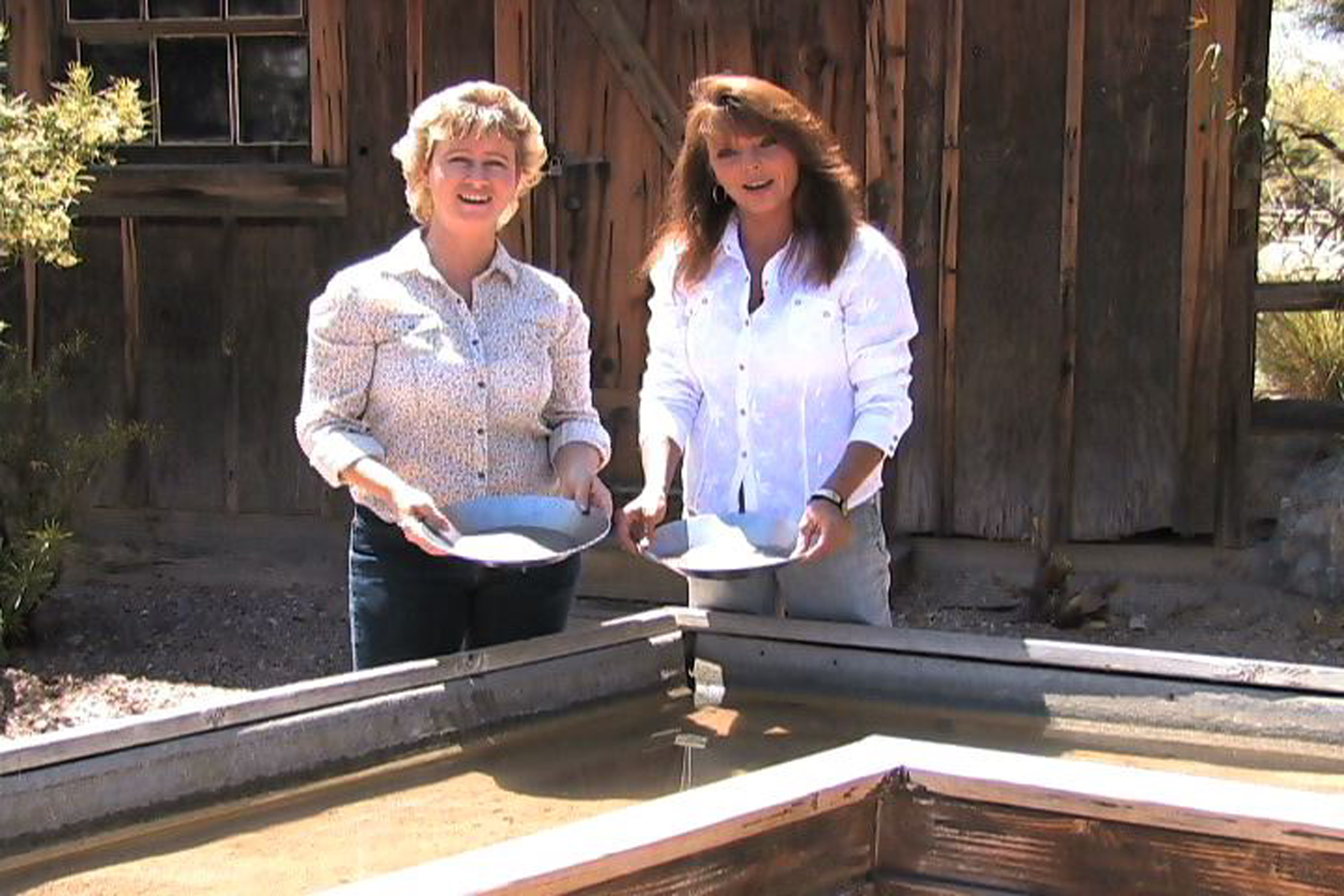 Left to Right: Tracy Wright and Nancy Criss From the set of ON THE ROAD WEEKLY at Old Tucson Studios.