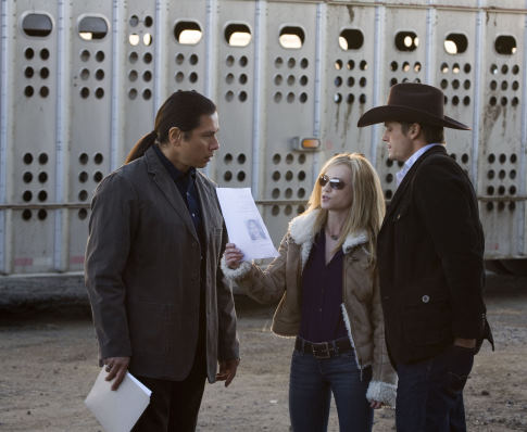 Still of Holly Hunter, Bailey Chase and Gregory Cruz in Saving Grace (2007)