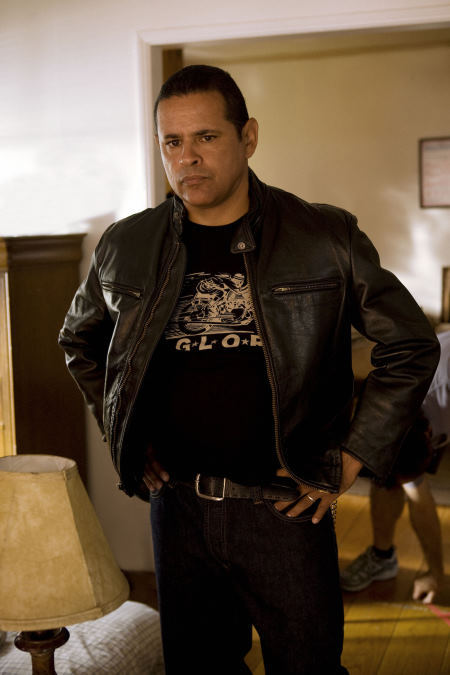 Still of Raymond Cruz in Detektyve Dzonson (2005)
