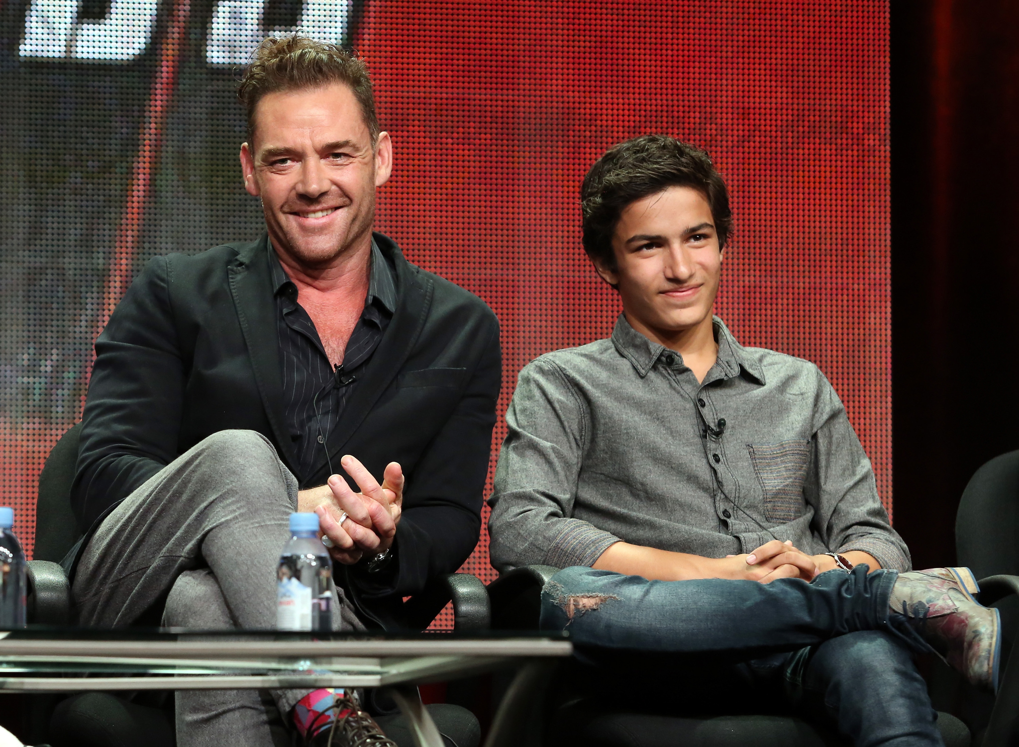 Marton Csokas and Aramis Knight at event of Into the Badlands (2015)