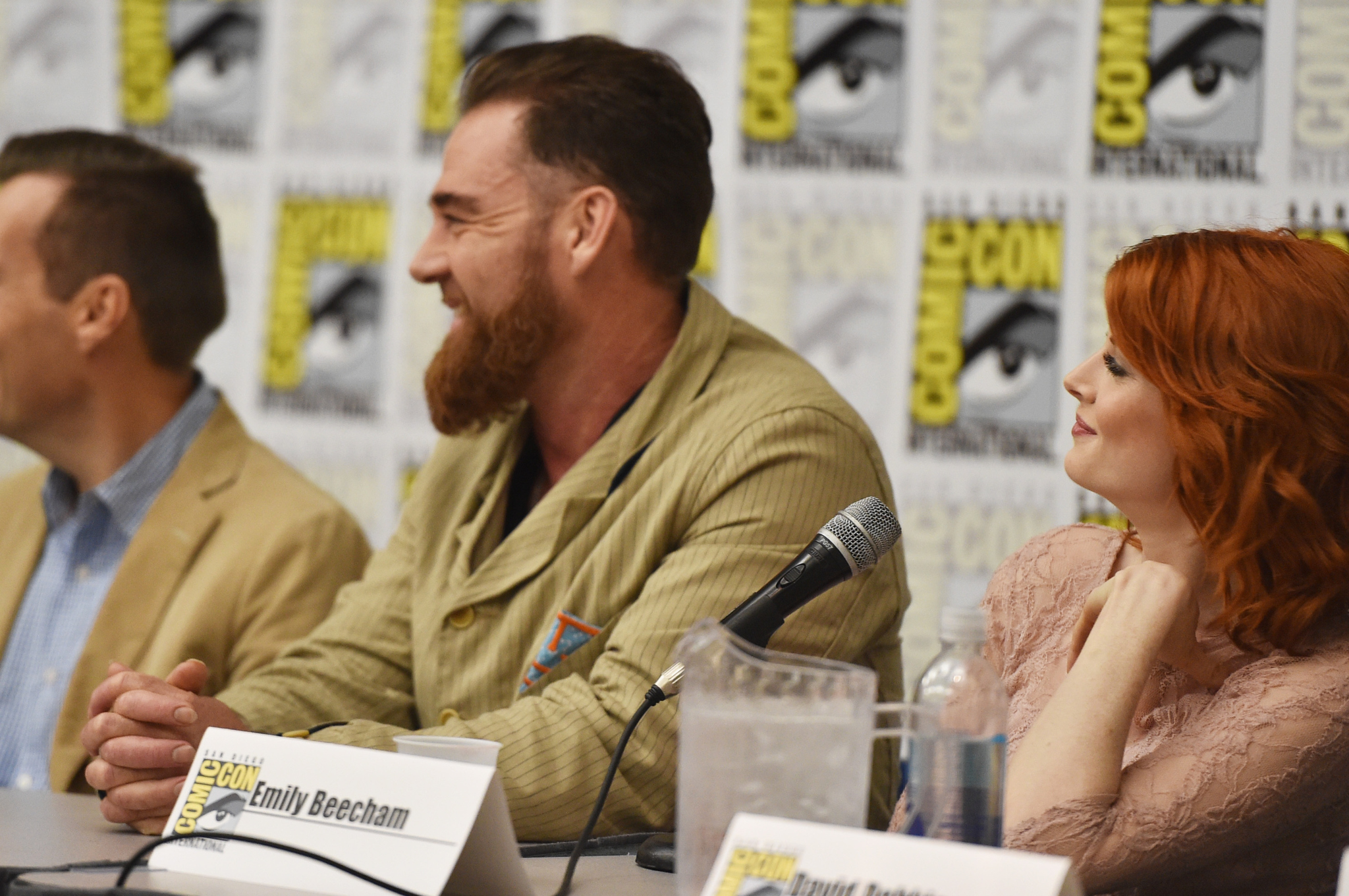 Marton Csokas and Emily Beecham at event of Into the Badlands (2015)