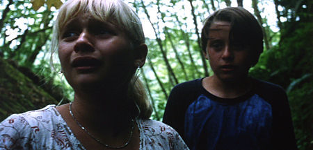 Still of Rory Culkin and Carly Schroeder in Mean Creek (2004)