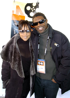 Lynn Whitfield and Vondie Curtis-Hall at event of Redemption: The Stan Tookie Williams Story (2004)