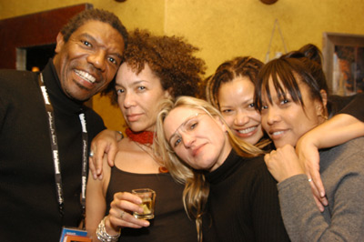 Lynn Whitfield, Stephanie Allain, Vondie Curtis-Hall and Amy Vincent at event of The Yes Men (2003)