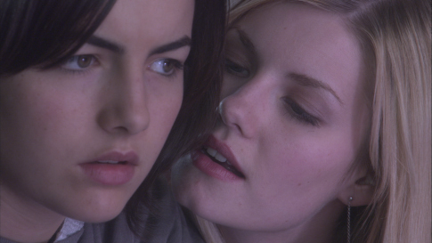 Still of Camilla Belle and Elisha Cuthbert in The Quiet (2005)