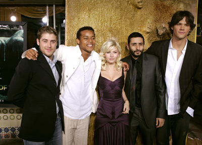 Jon Abrahams, Elisha Cuthbert, Jared Padalecki, Robert Ri'chard and Jaume Collet-Serra at event of Vasko namai (2005)
