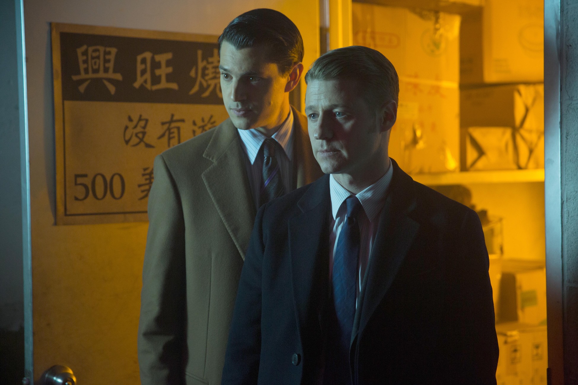 Still of Nicholas D'Agosto and Ben McKenzie in Gotham (2014)