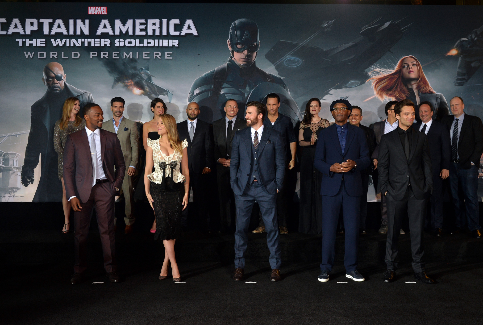 Samuel L. Jackson, Louis D'Esposito, Chris Evans, Frank Grillo, Maximiliano Hernández, Scarlett Johansson, Callan Mulvey, Anthony Russo, Joe Russo, Emily VanCamp, Anthony Mackie, Cobie Smulders, Sebastian Stan, Georges St-Pierre and Hayley Atwell at event of Kapitonas Amerika: ziemos karys (2014)