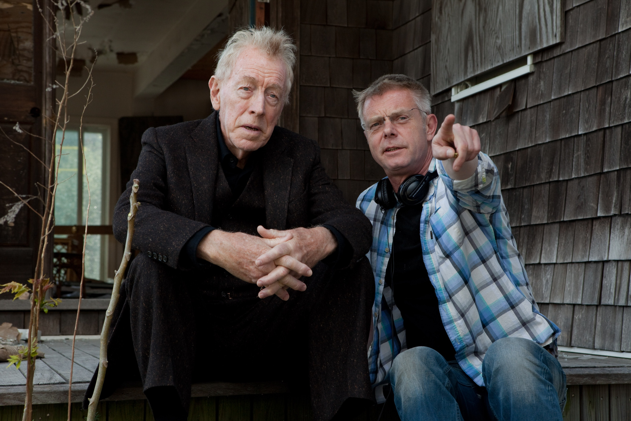 Still of Max von Sydow and Stephen Daldry in Nepaprastai garsiai ir neitiketinai arti (2011)