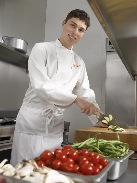 Still of John Francis Daley in Kitchen Confidential (2005)