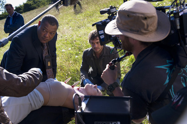 Still of Laurence Fishburne and Hugh Dancy in Hanibalas (2013)