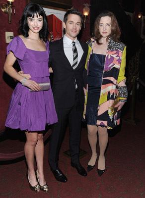Joan Cusack, Hugh Dancy and Krysten Ritter at event of Confessions of a Shopaholic (2009)