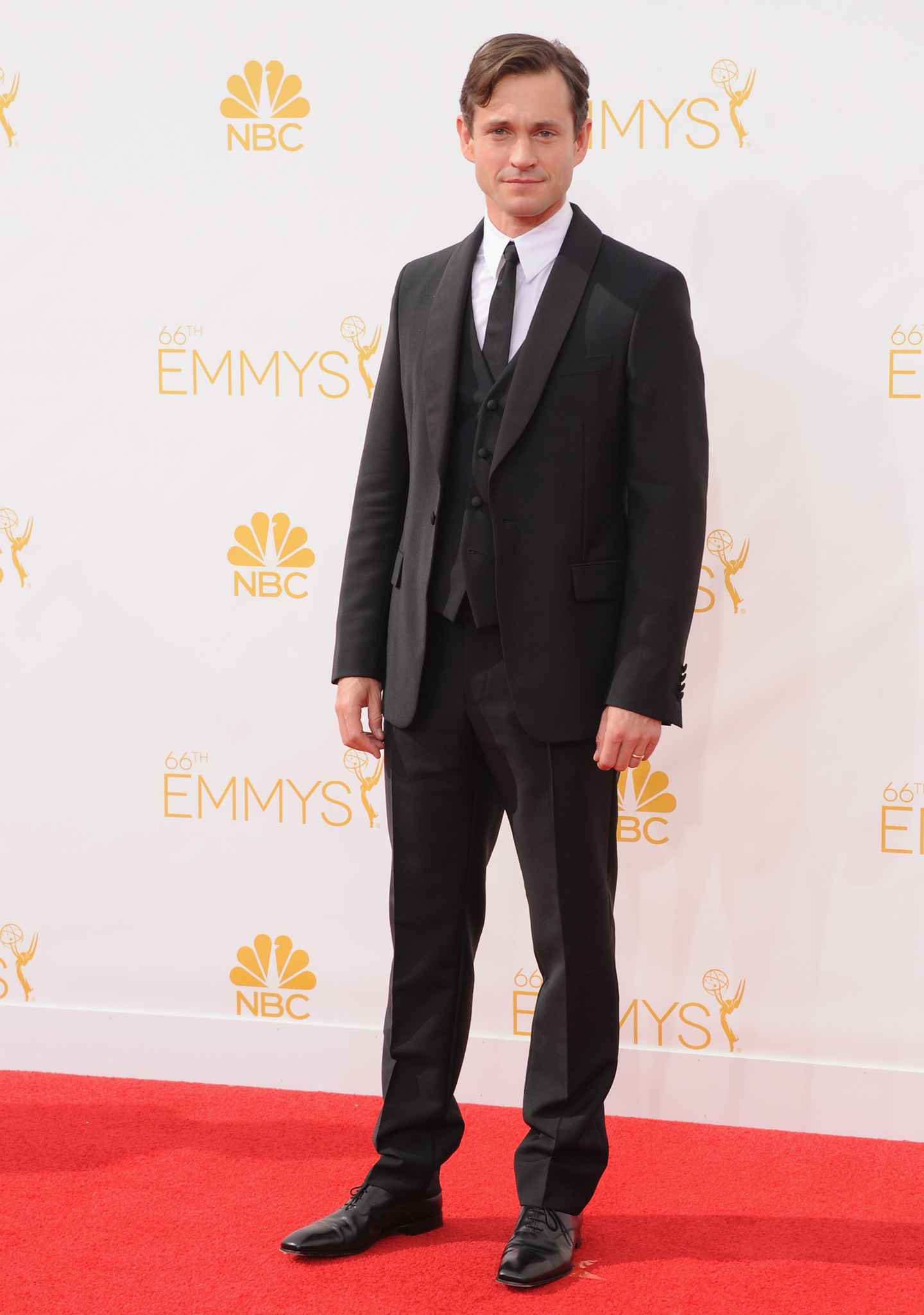 Hugh Dancy at event of The 66th Primetime Emmy Awards (2014)