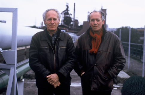 Jean-Pierre Dardenne and Luc Dardenne in L'enfant (2005)