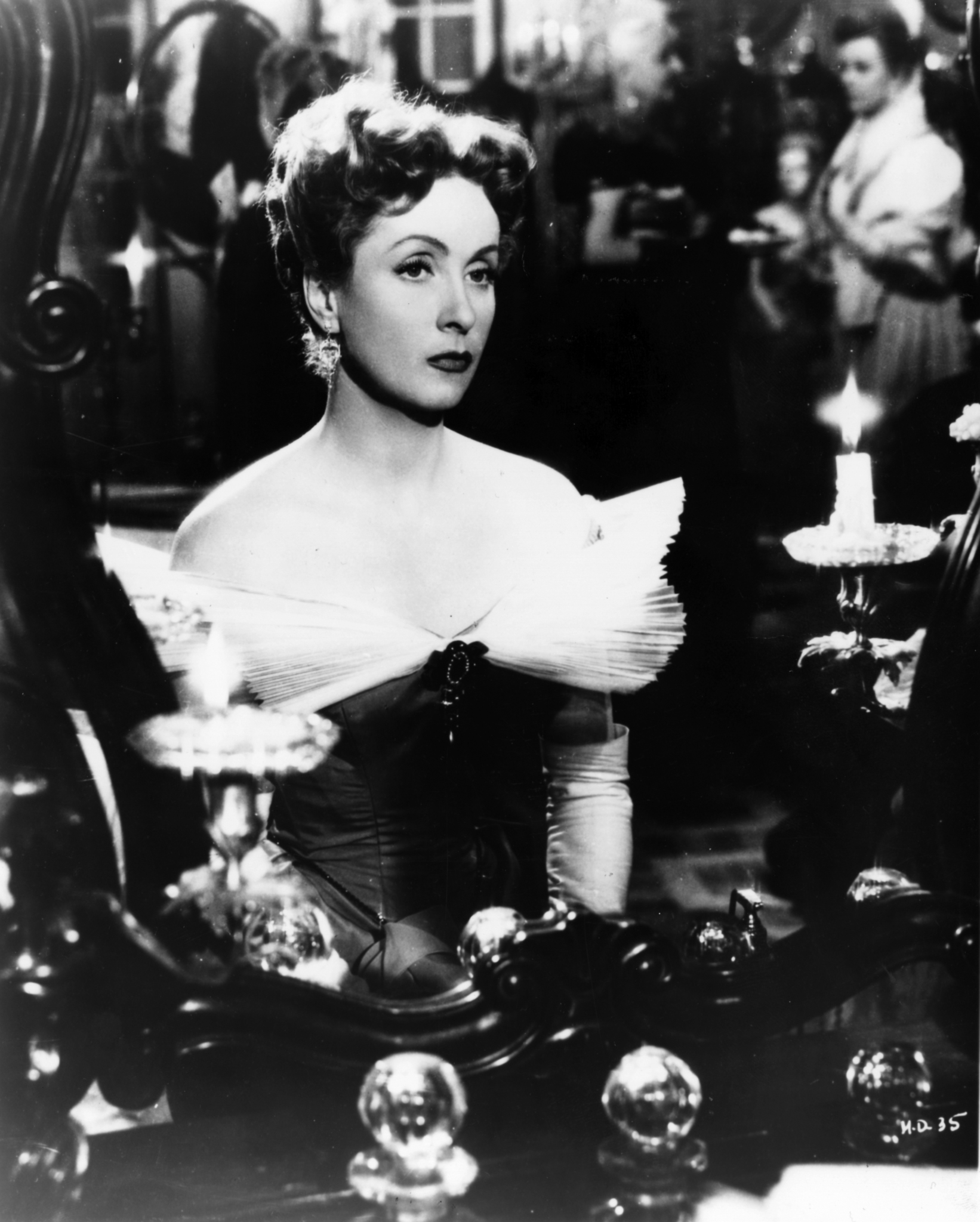 Still of Danielle Darrieux in Madame de... (1953)