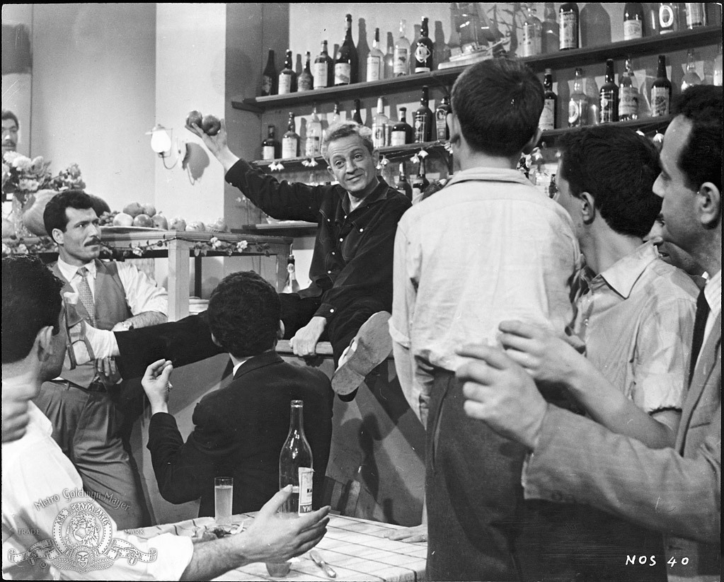 Still of Jules Dassin in Pote tin Kyriaki (1960)