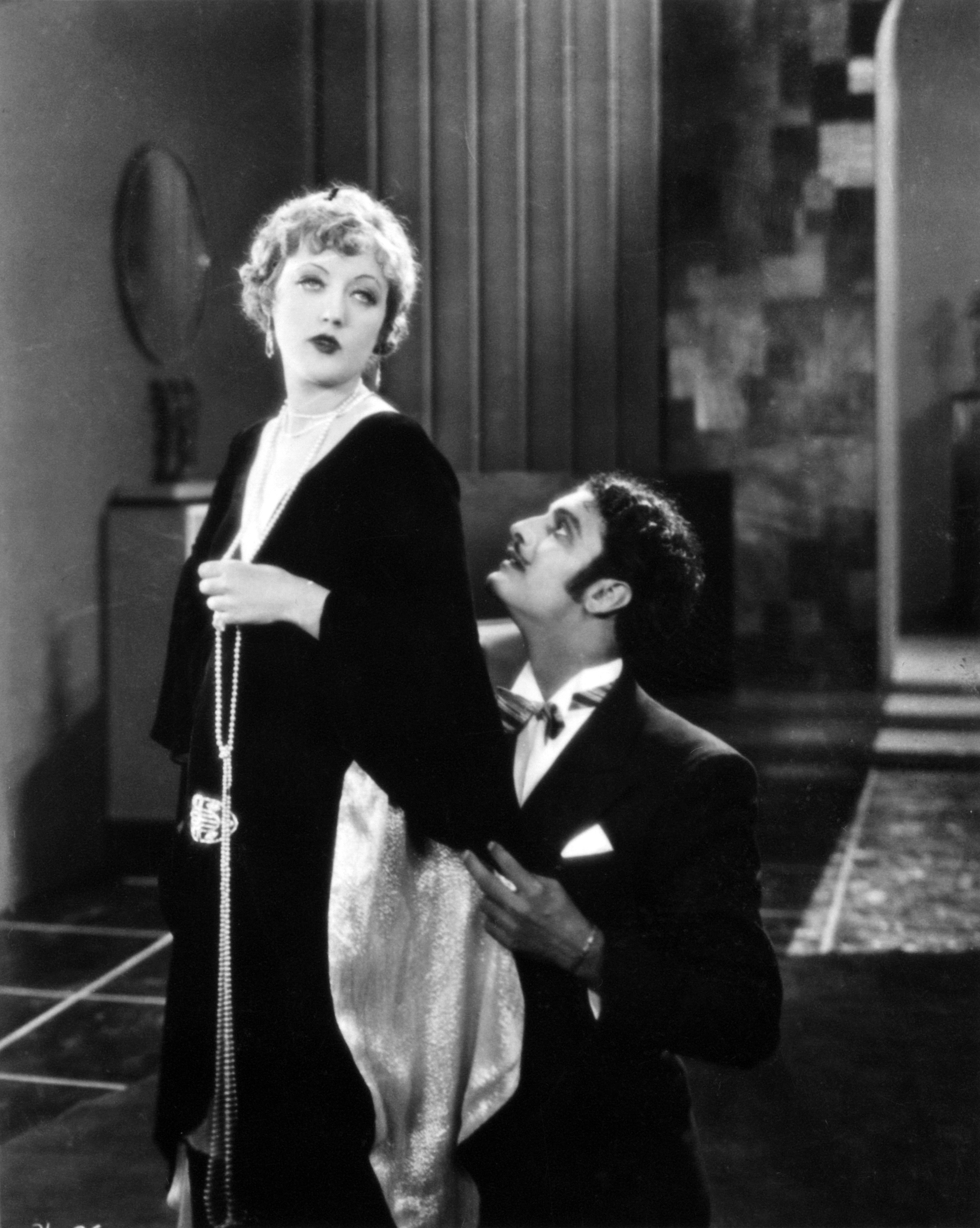 Still of Marion Davies and Paul Ralli in Show People (1928)