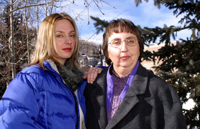 Hope Davis and Joyce Brabner at event of American Splendor (2003)