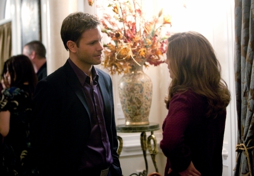 Still of Matthew Davis and Sara Canning in Vampyro dienorasciai (2009)